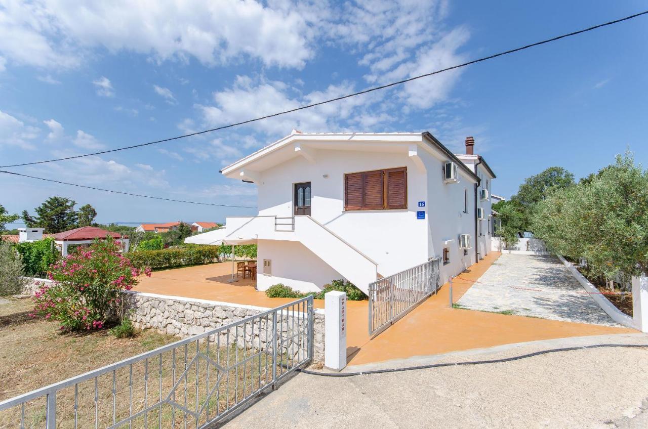 Apartments Goran Vir Ngoại thất bức ảnh