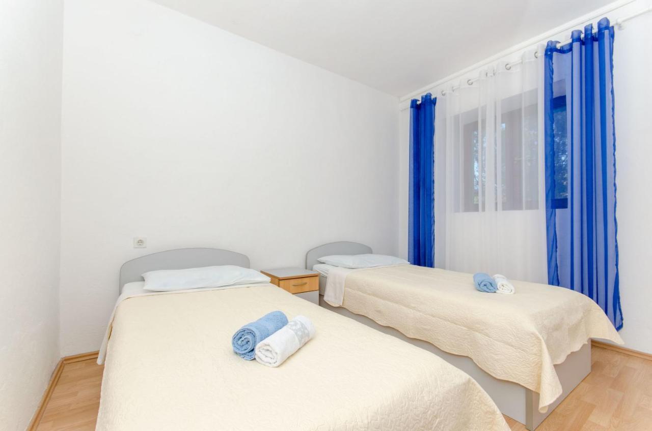 Apartments Goran Vir Ngoại thất bức ảnh