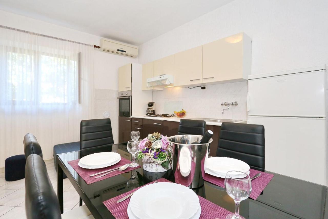 Apartments Goran Vir Ngoại thất bức ảnh