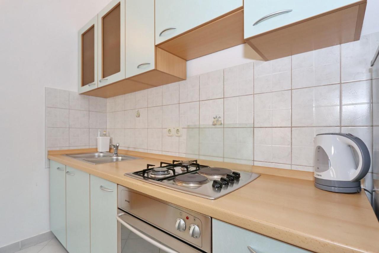 Apartments Goran Vir Ngoại thất bức ảnh