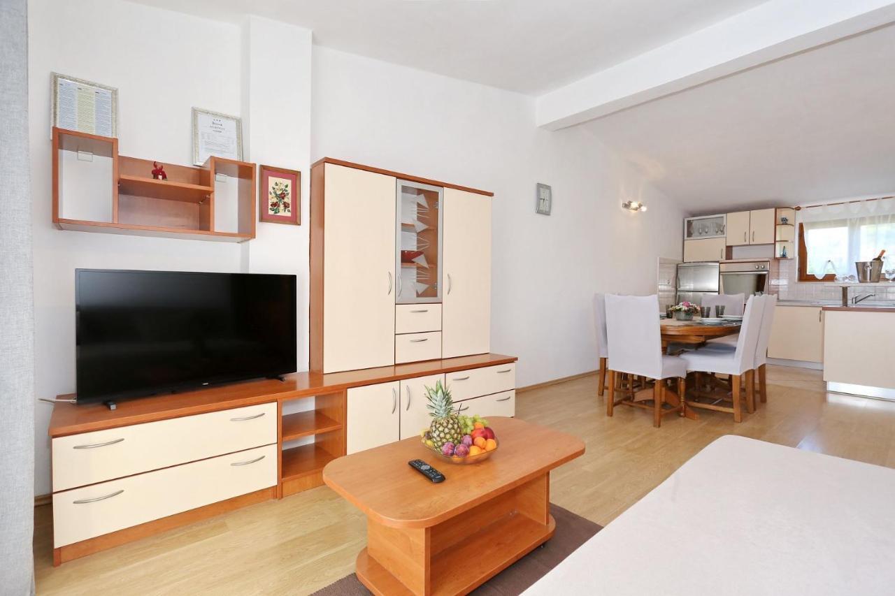 Apartments Goran Vir Ngoại thất bức ảnh